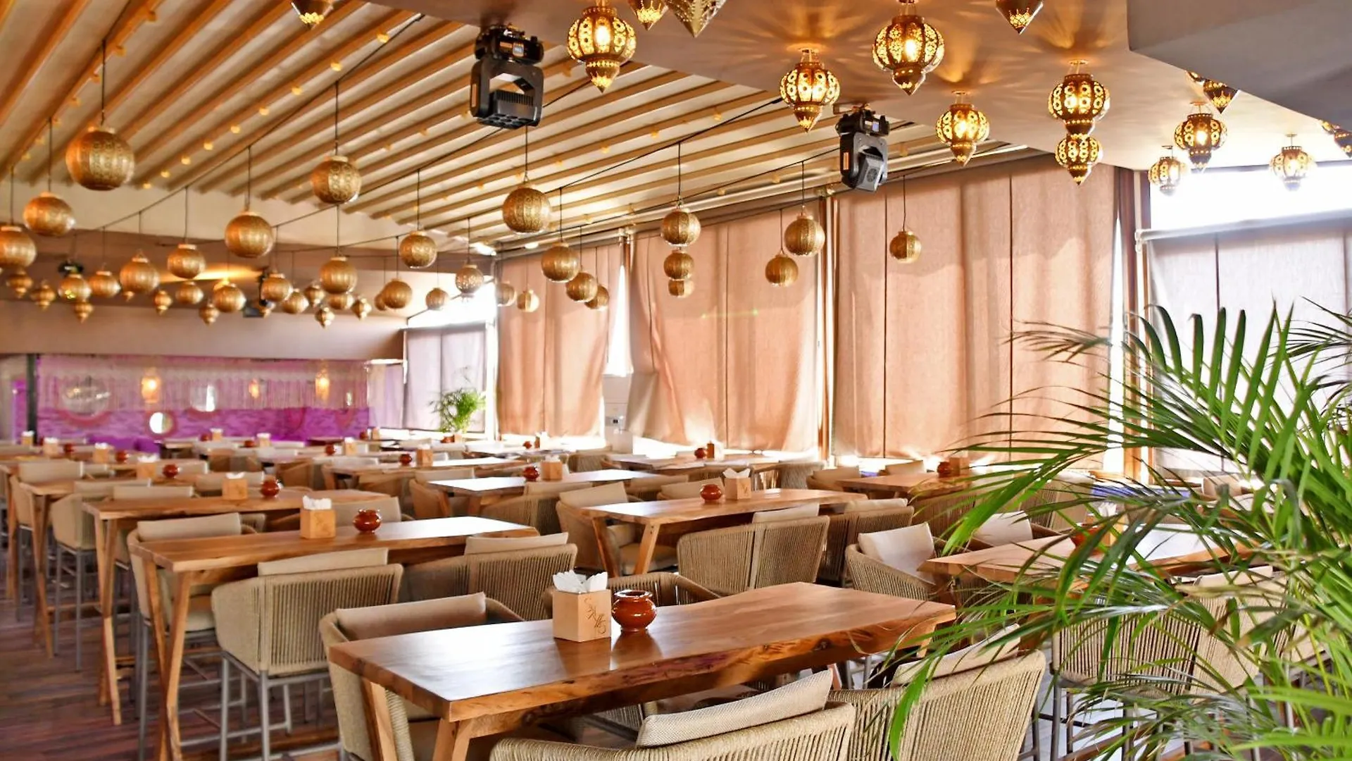 555 Hotel Clubbing Adults Only Marrakesz