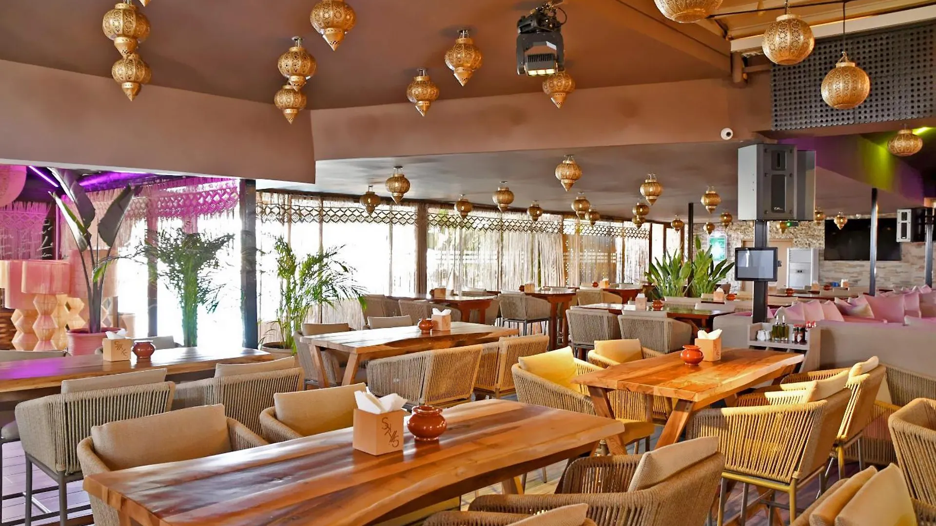 555 Hotel Clubbing Adults Only Marrakesz